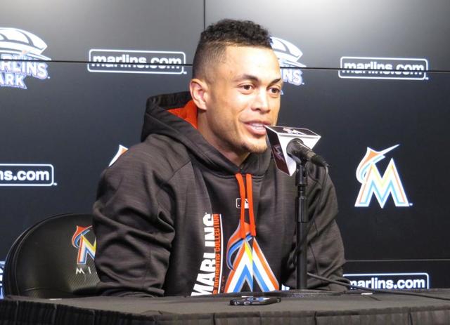 イチローの同僚、史上６人目の６０本塁打ならずも初の打点王　異例の“カーテンコール”