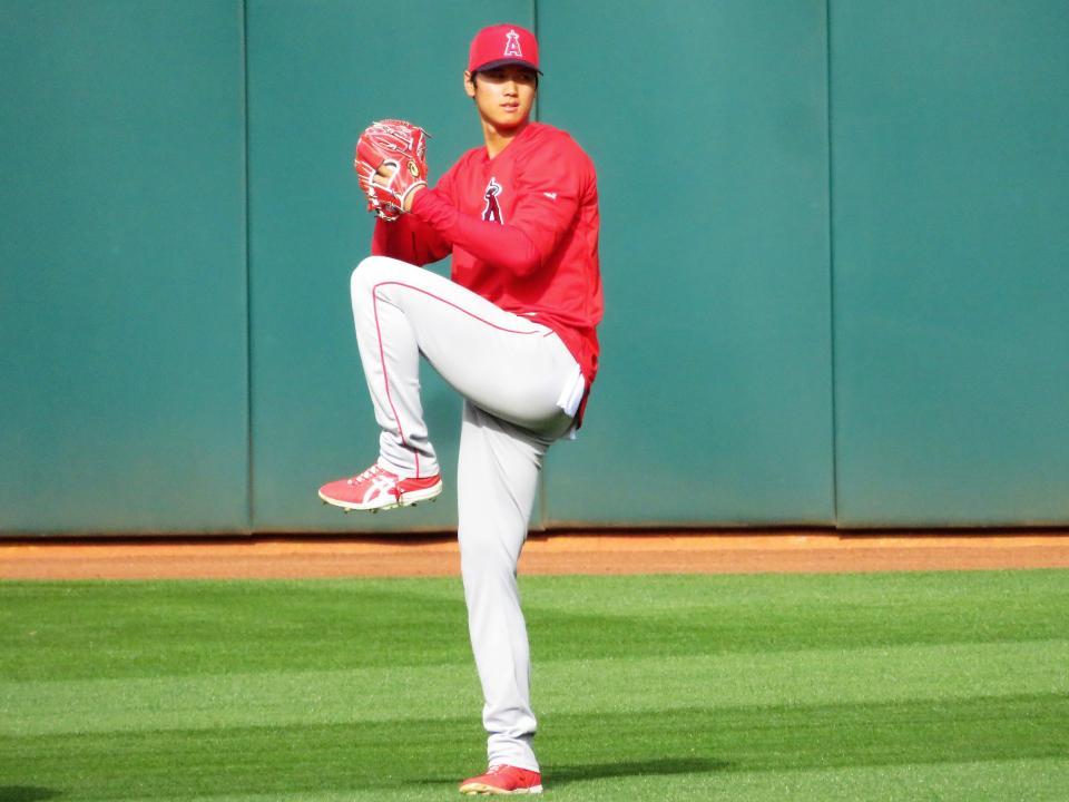 　キャッチボールをする大谷（撮影・小林信行）