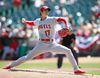 アスレチックス戦でメジャー初先発したエンゼルス・大谷＝オークランド（共同）