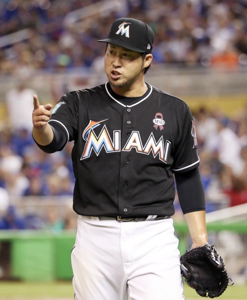 　カブス戦の８回に登板し、１回を無得点に抑えたマーリンズ・田沢＝マイアミ（共同）