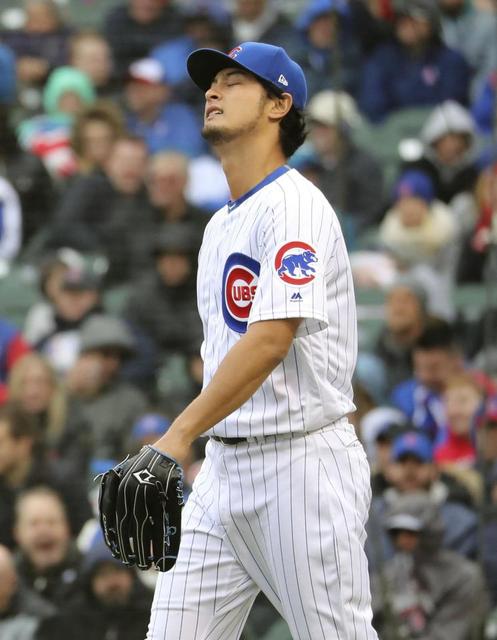 ダルビッシュ４失点で移籍初黒星　ボークをきっかけに崩れる