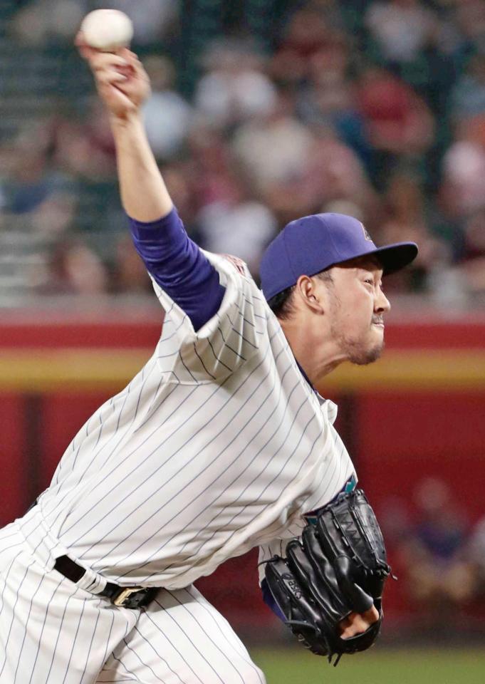 　７回に登板し、１回を三者凡退で１８試合連続無失点とした平野（共同）