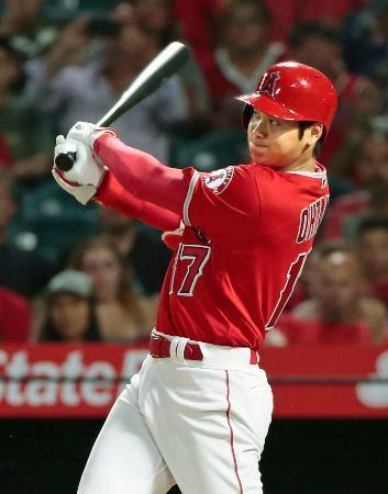 大リーグ、大谷が９号２ラン ５月以来の２番で２桁王手