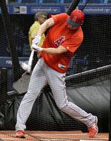 レイズ戦の試合前、打撃練習するエンゼルス・大谷＝セントピーターズバーグ（共同）