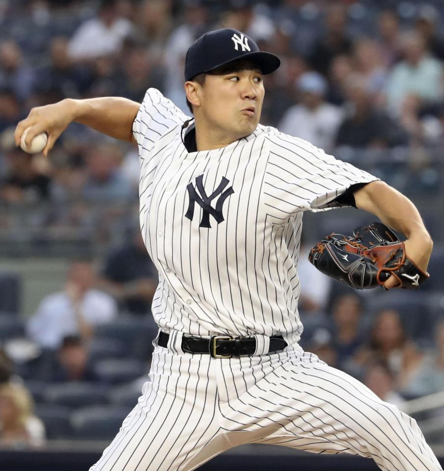 　ホワイトソックス戦に先発し、７回を４失点で５敗目を喫したヤンキース・田中＝ニューヨーク（共同）