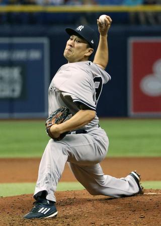 　レイズ戦に先発し、４回０／３を４失点で６敗目を喫したヤンキース・田中＝セントピーターズバーグ（共同）