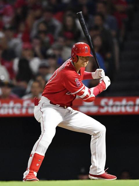 大谷、見逃し三振の判定に本拠地ブーイング　５試合ぶり無安打