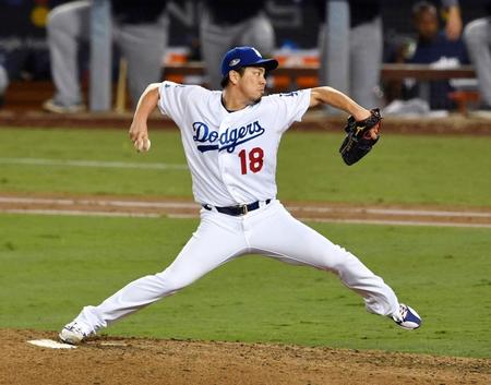 ブルワーズ戦の７回に登板したドジャース・前田＝ロサンゼルス（共同）