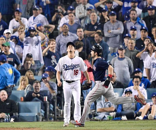 ドジャース、逆転負け崖っぷち　マエケン無念　思わず天仰ぐ