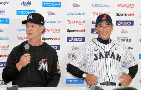 日米野球開幕に向けて抱負を語るＭＬＢ選抜のマッティングリー監督（左）と日本代表・稲葉篤紀監督