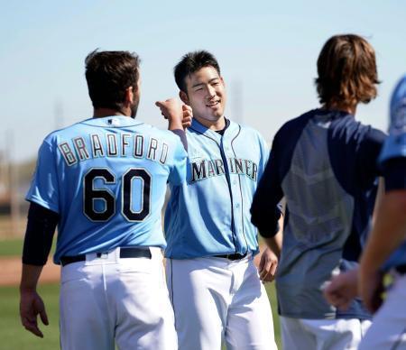 大リーグ、菊池が日本勢初の始動 大谷は１４日キャンプイン