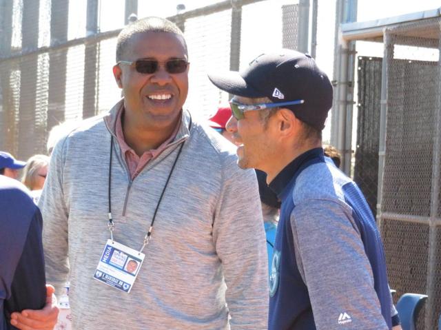 イチロー打率１割切った　１４打席連続ノーヒット　日本開幕戦まで後９日