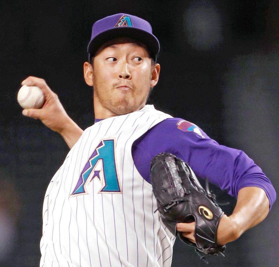 　９回に登板し、３者連続三振に仕留めたダイヤモンドバックス・平野（共同）