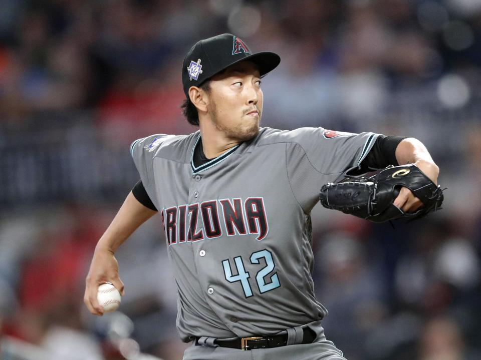 　ブレーブス戦の７回途中から登板したダイヤモンドバックス・平野＝アトランタ（ＡＰ＝共同）