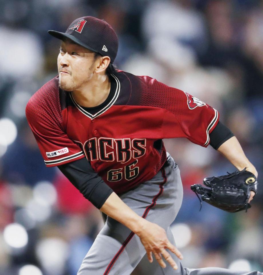 　ロッキーズ戦でメジャー１００試合目の登板を果たしたダイヤモンドバックス・平野＝デンバー（ＡＰ＝共同）