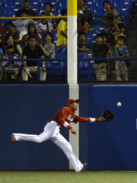 ｍｌｂ初 防球ネットをファウルポールまで拡張 ホワイトソックス本拠地で今夏にも 大リーグ デイリースポーツ Online