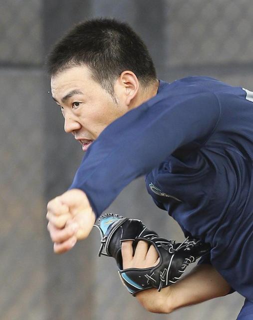 平野＆雄星は万全　自主トレ最後のブルペン