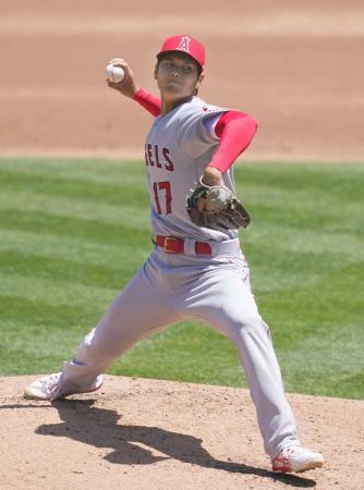 大谷翔平、５失点ＫＯで負け投手２季ぶりの投手復帰