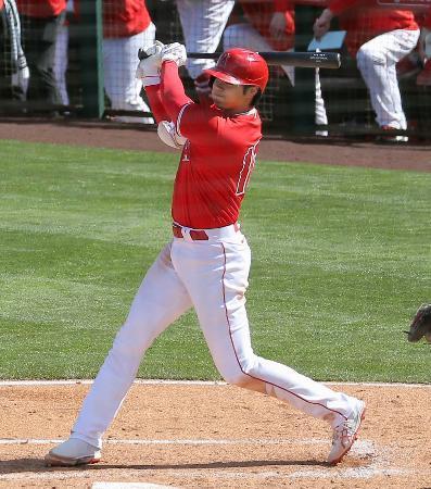 エンゼルス大谷は３打数２安打ジャイアンツ戦、３番ＤＨ