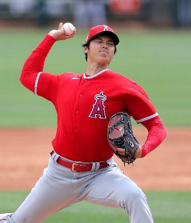 大リーグ、大谷が５失点秋山は負傷交代