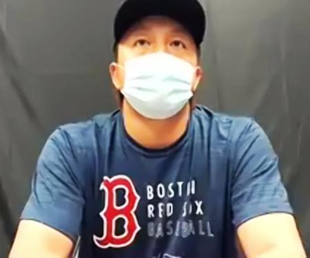 　降板後にリモート取材に応じる沢村