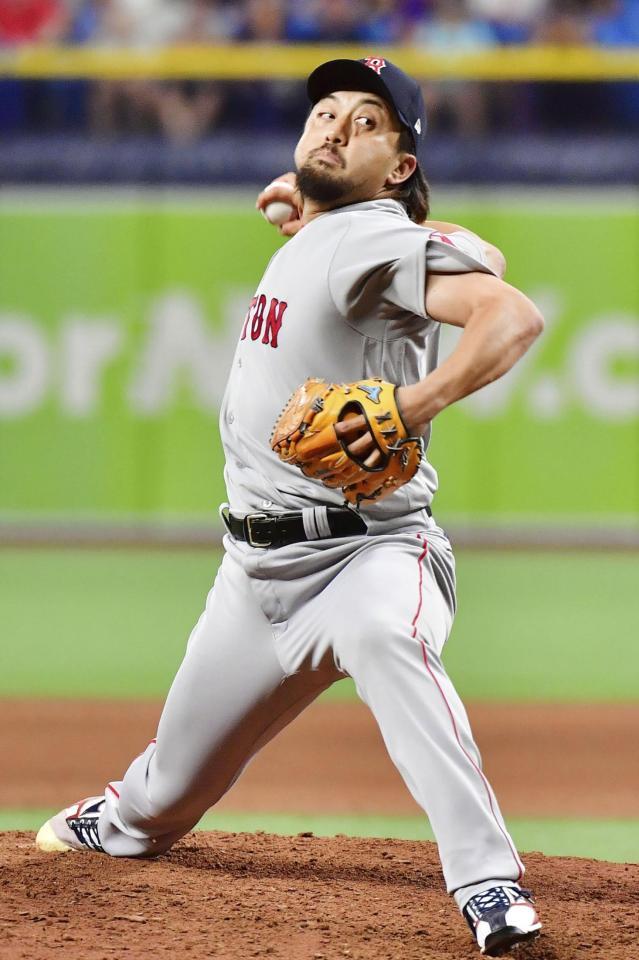 　２／３回を無安打無失点に抑えた沢村（ゲッティ＝共同）