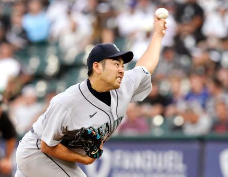 　ホワイトソックス戦に先発したマリナーズ・菊池＝シカゴ（ＡＰ＝共同）