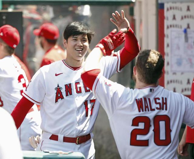 大谷 日本選手最多本塁打記録更新に米メディア「またも歴史をつくった」