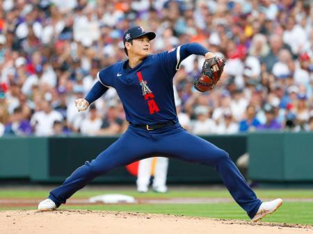 　オールスター戦の１回、先発したエンゼルス・大谷＝１３日、デンバー（共同）