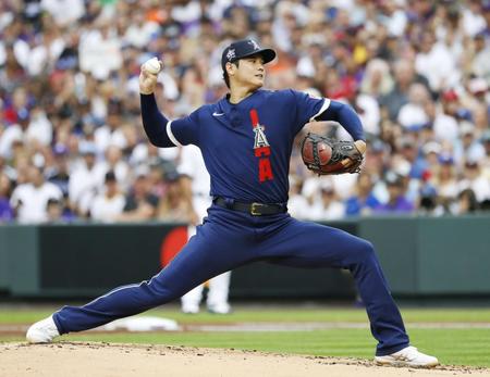 　１回、先発し力投する大谷（提供・共同通信社）