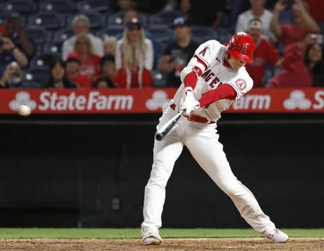 大谷が土壇場で勝負強さ発揮　九回２死、２点タイムリーで１点差に