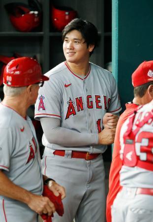 大谷は３打数無安打、２四球秋山は代打で凡退