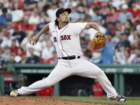 　６回に２番手で登板し、１回を１安打無失点だった沢村（ＵＳＡトゥデー・ロイター＝共同）