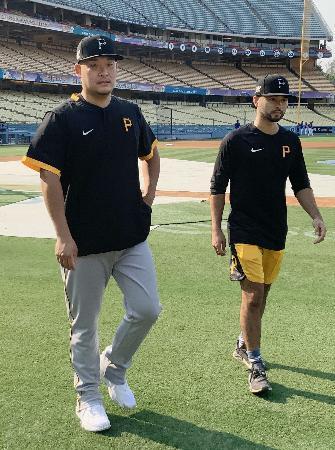 パイレーツが筒香を獲得「自分でも期待」と抱負