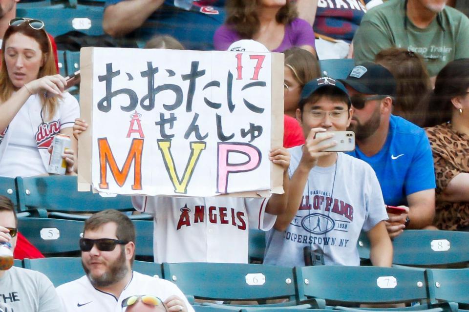 　インディアンス戦でエンゼルス・大谷を応援するファン