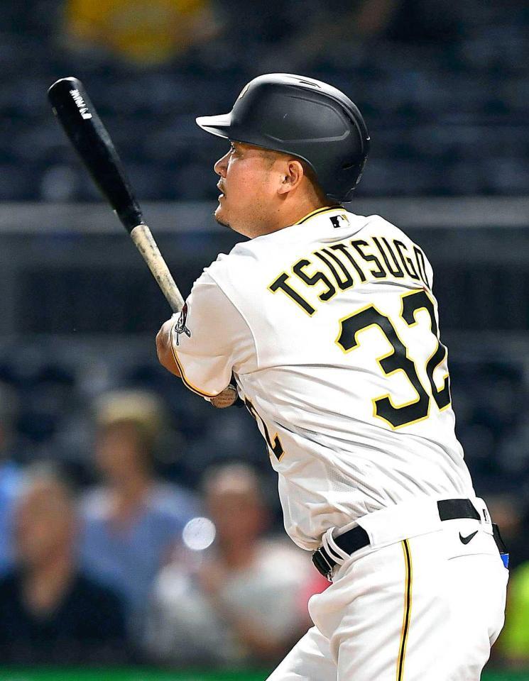 　７回、代打で３号ソロを放つ筒香（ゲッティ＝共同）