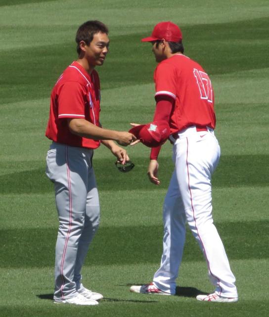 大谷　快足＆好判断で初三塁打　元ロッテ監督バレンタイン氏が太鼓判「今年はもっとやる」