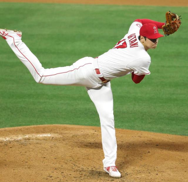 大谷が開幕戦で奪三振ショー　４回まで８Ｋ　先制点献上も力投
