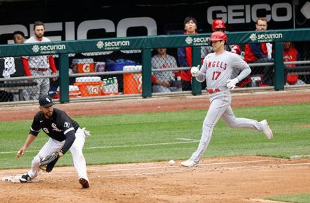 　ホワイトソックス戦の７回、投ゴロ併殺に倒れたエンゼルス・大谷＝シカゴ（共同）