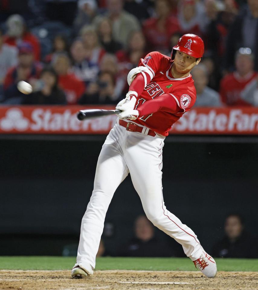 大谷翔平、100号おっしい 九回にフェンス直撃二塁打 本職外野手の