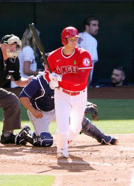 大谷翔平 5試合連続安打をマーク、内野安打で 投手ではここまで4回1失点