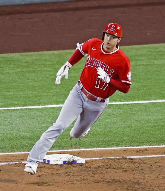 大谷翔平、初回にフェンス直撃適時二塁打！先制に成功