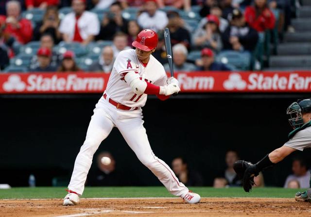 大谷翔平、足で貢献　四球で出塁→二盗成功→生還