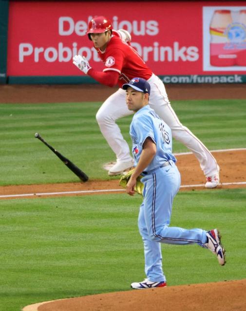 大谷、３打席目は１２０ｍ飛ばすも中飛　菊池との３１５日ぶり花巻東対決　ここまで３タコ