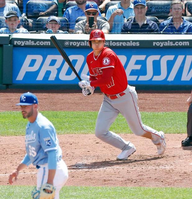 大谷翔平　適時打で１カ月ぶり連勝に貢献　２戦連続、ＭＬＢ最多申告敬遠で敵地ブーイング