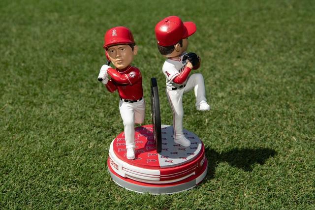 大谷翔平の二刀流ボブルヘッド人形、限定７２０個がわずか２日で完売 