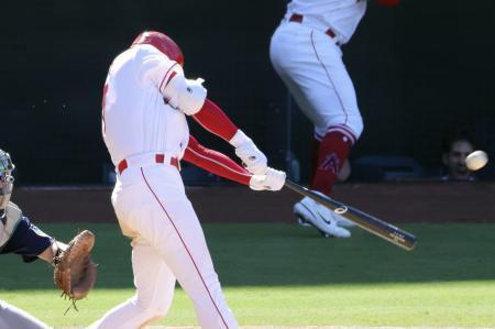 大谷は５打数４安打４打点マリナーズ戦