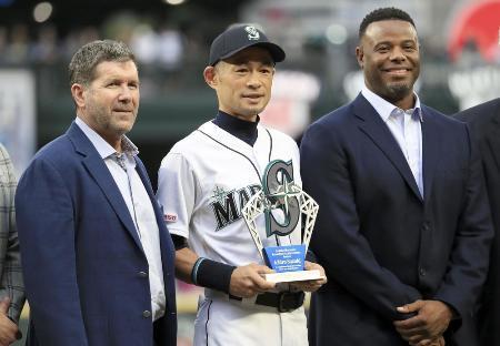 米代表打撃コーチにグリフィー氏ＷＢＣ、ペティット氏投手コーチ