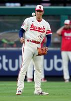 アストロズ戦に臨むエンゼルス・大谷＝アナハイム（共同）