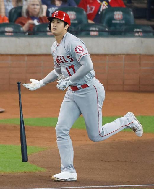 大谷翔平　マメ緊急降板翌日に３４号　１１９Ｍ二塁打で日米８００安打　チーム逆転負け